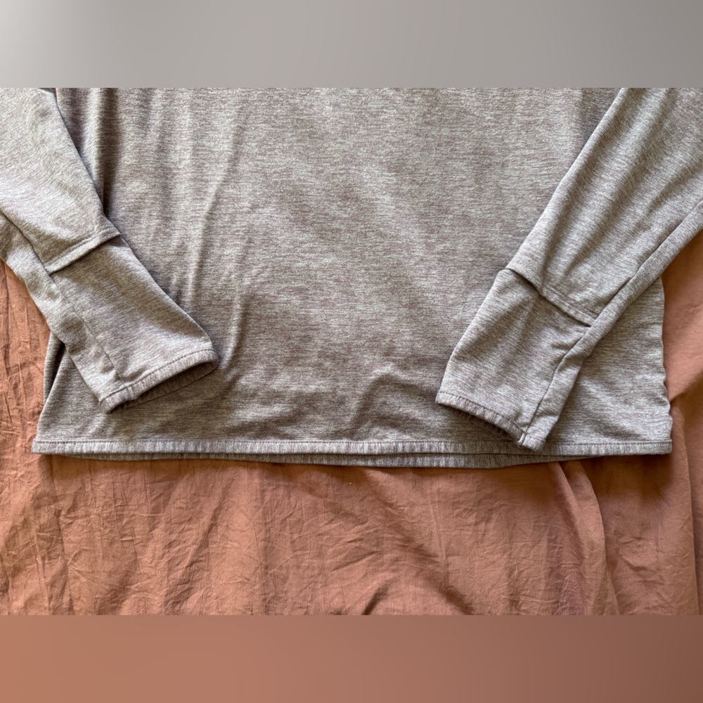 Nike DriFit Long Sleeve Tee - Picture 4 of 7